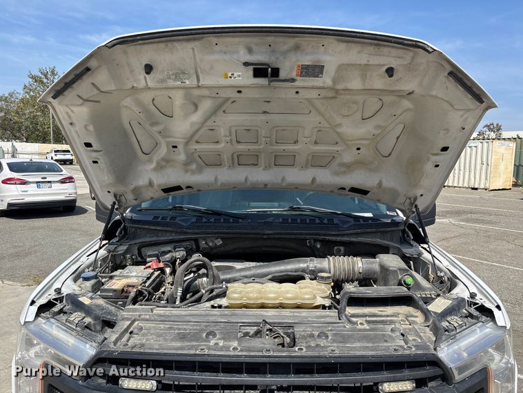 image for item ER7646 2021 Ford F150  Ext. Cab pickup truck