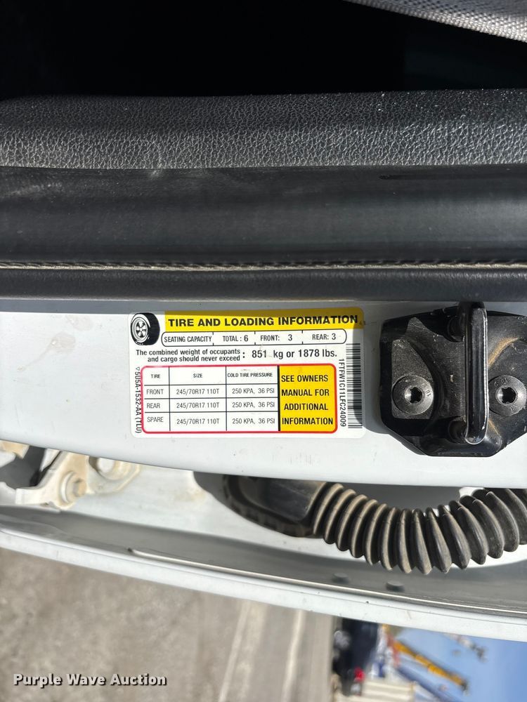 image for item ER7646 2021 Ford F150  Ext. Cab pickup truck