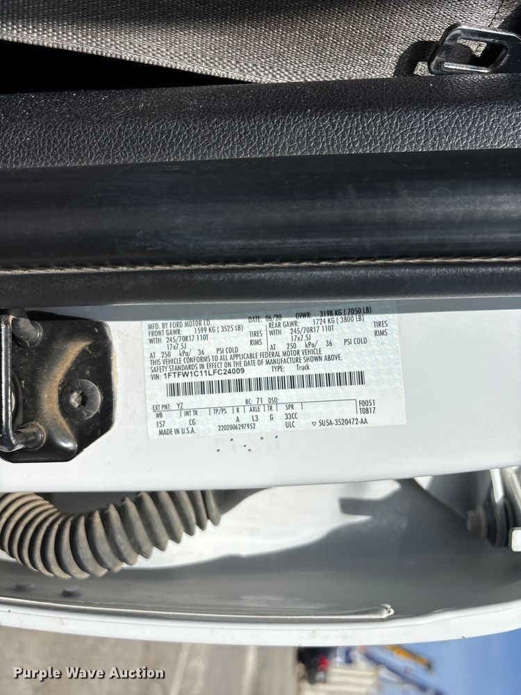 image for item ER7646 2021 Ford F150  Ext. Cab pickup truck