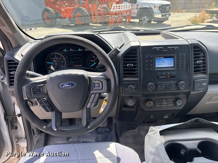 image for item ER7649 2020 Ford F150 Crew Cab pickup truck