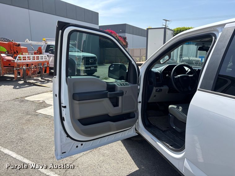 image for item ER7650 2018 Ford F-150 XL Crew Cab pickup truck