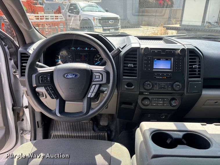 image for item ER7650 2018 Ford F-150 XL Crew Cab pickup truck