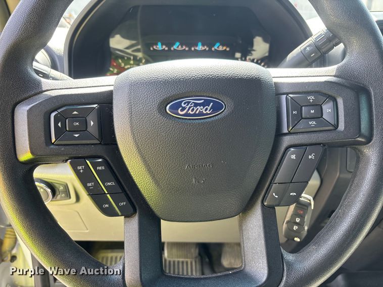 image for item ER7650 2018 Ford F-150 XL Crew Cab pickup truck