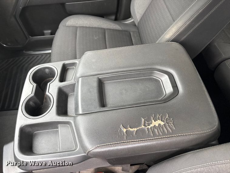 image for item ET2002 2022 Chevrolet Silverado 1500 Ext. Cab pickup truck