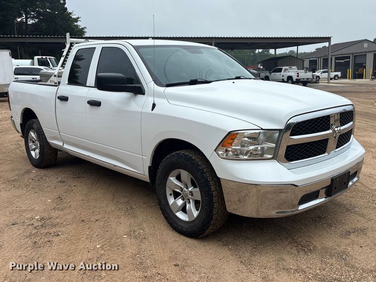 image for item ET2003 2021 RAM 1500 Ext. Cab pickup truck