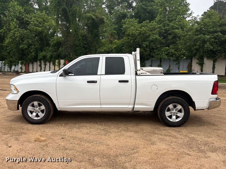 image for item ET2003 2021 RAM 1500 Ext. Cab pickup truck