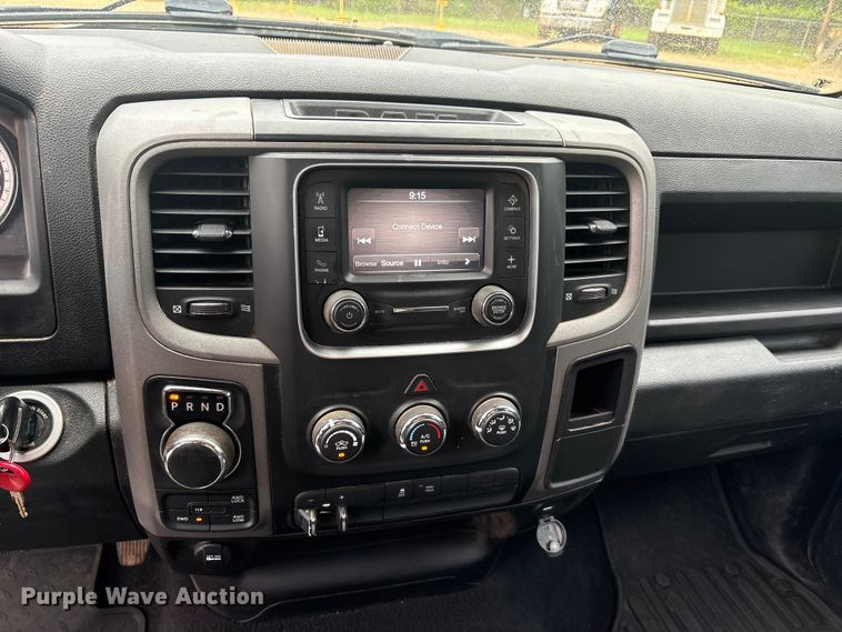 image for item ET2003 2021 RAM 1500 Ext. Cab pickup truck