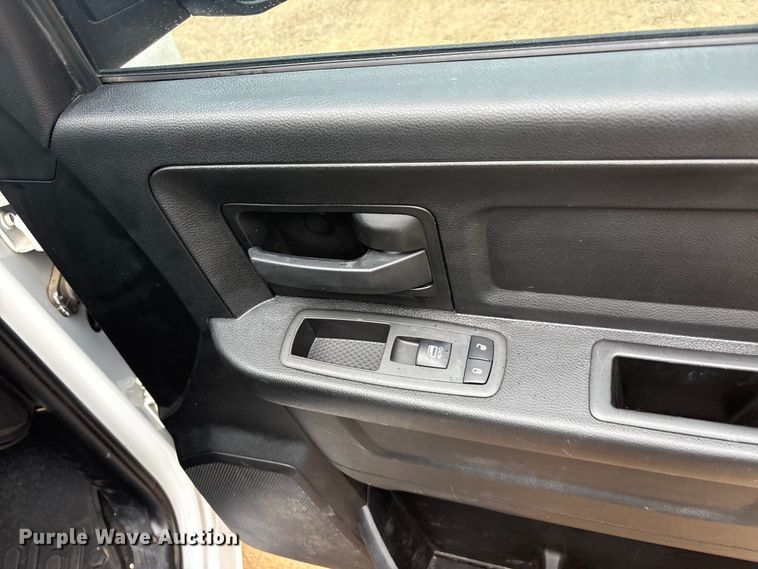 image for item ET2003 2021 RAM 1500 Ext. Cab pickup truck