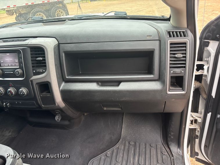 image for item ET2003 2021 RAM 1500 Ext. Cab pickup truck
