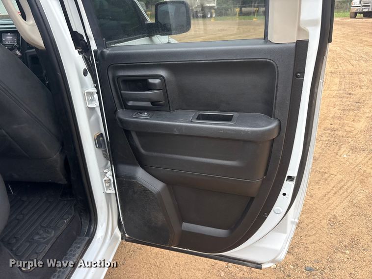 image for item ET2003 2021 RAM 1500 Ext. Cab pickup truck