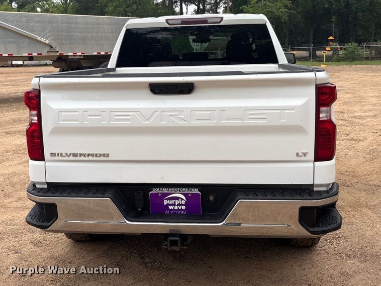 image for item ET2004 2022 Chevrolet Silverado 1500 Ext. Cab pickup truck