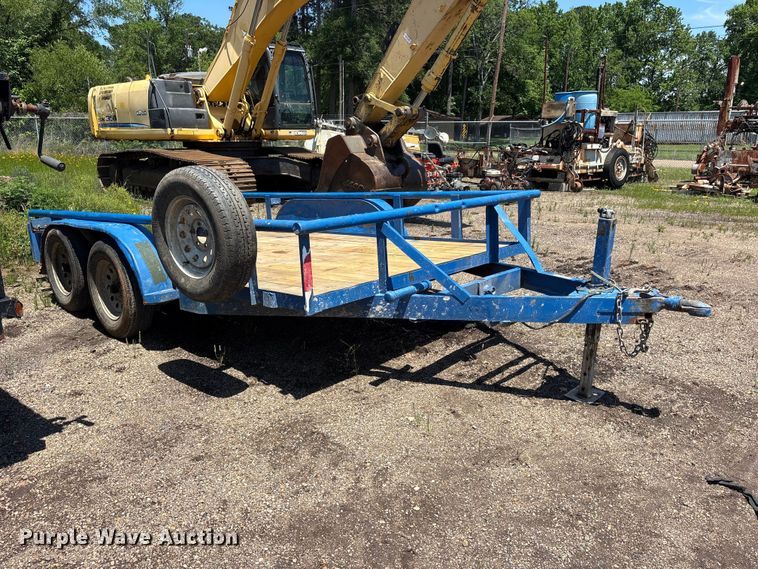 image for item ET2076 2011 DFH utility trailer