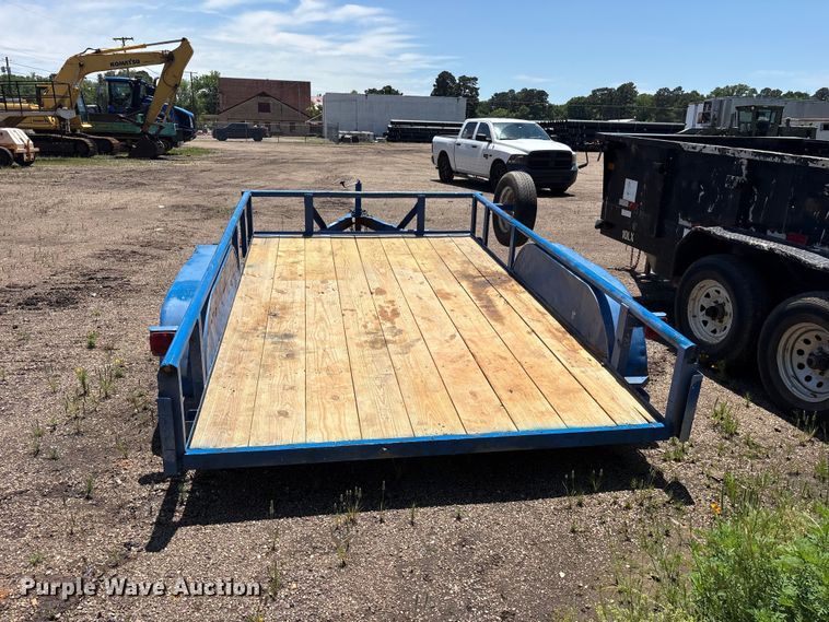 image for item ET2076 2011 DFH utility trailer