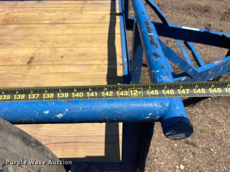 image for item ET2076 2011 DFH utility trailer