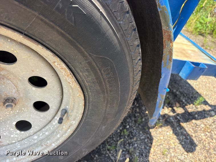 image for item ET2076 2011 DFH utility trailer