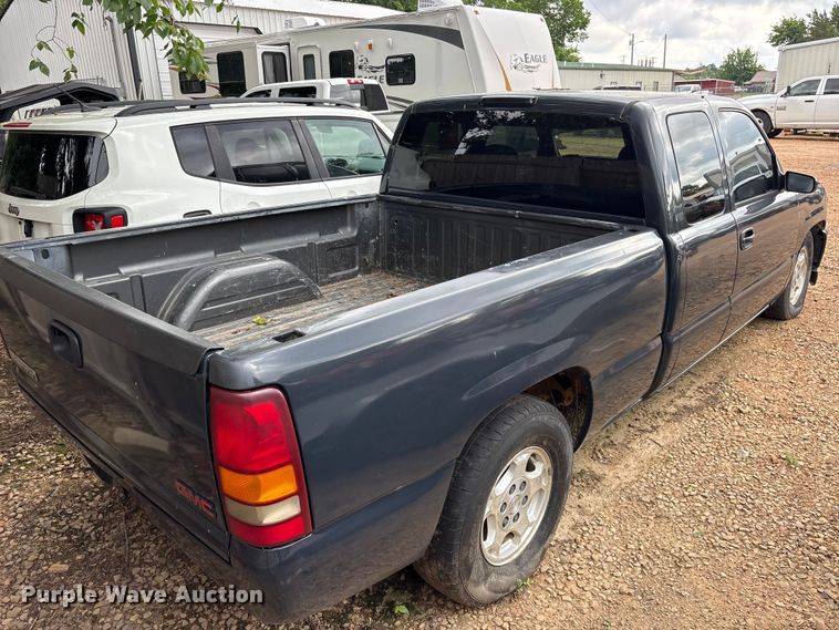 image for item ET2159 1999 GMC Sierra 1500 Ext. Cab pickup truck