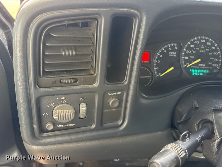image for item ET2159 1999 GMC Sierra 1500 Ext. Cab pickup truck