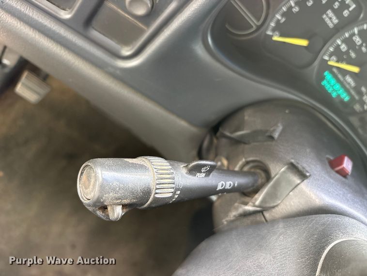 image for item ET2159 1999 GMC Sierra 1500 Ext. Cab pickup truck