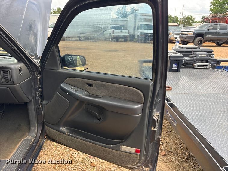 image for item ET2159 1999 GMC Sierra 1500 Ext. Cab pickup truck