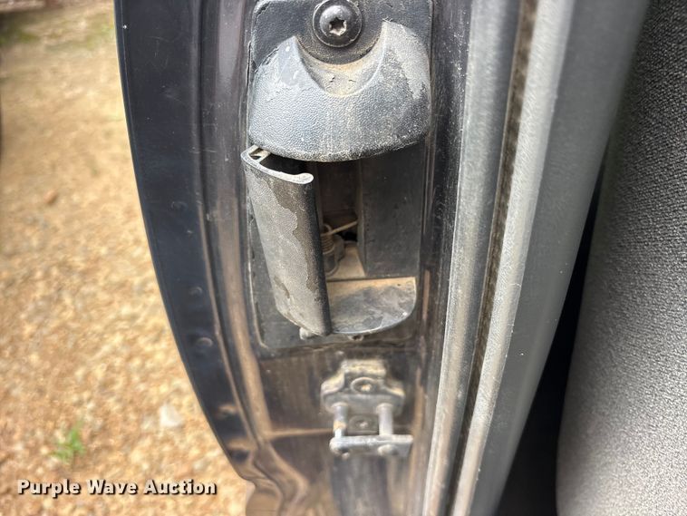 image for item ET2159 1999 GMC Sierra 1500 Ext. Cab pickup truck