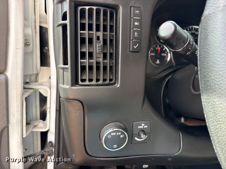 image for item ET2160 2016 Chevrolet Express box truck