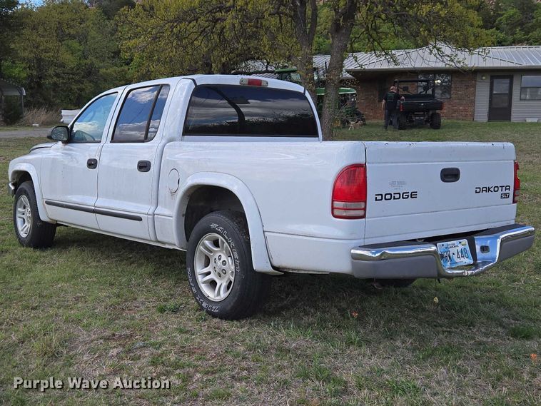 image for item ET5157 2004 Dodge Dakota Crew Cab pickup truck