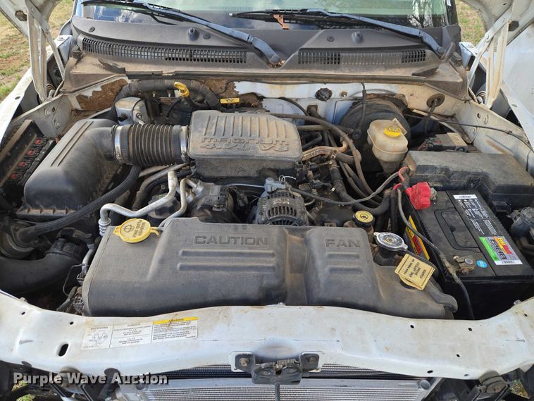 image for item ET5157 2004 Dodge Dakota Crew Cab pickup truck
