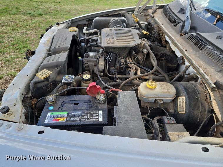 image for item ET5157 2004 Dodge Dakota Crew Cab pickup truck