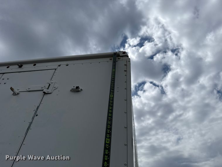 image for item ET6143 2014 Freightliner MT45 delivery van