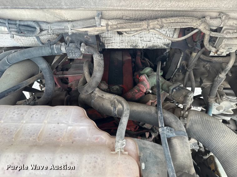 image for item ET6143 2014 Freightliner MT45 delivery van