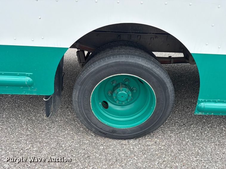 image for item ET6143 2014 Freightliner MT45 delivery van