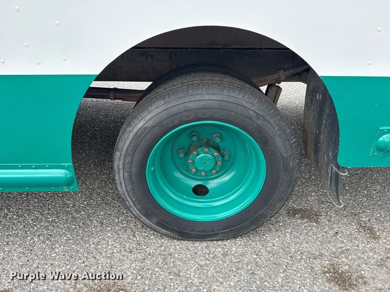 image for item ET6143 2014 Freightliner MT45 delivery van