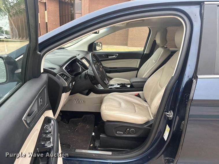 image for item ET6215 2017 Ford Edge SUV