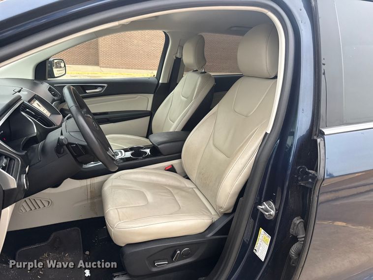 image for item ET6215 2017 Ford Edge SUV