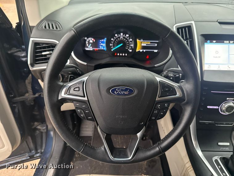 image for item ET6215 2017 Ford Edge SUV