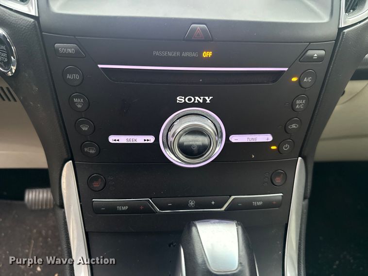 image for item ET6215 2017 Ford Edge SUV