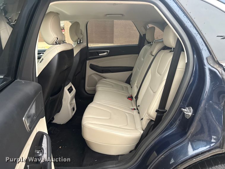 image for item ET6215 2017 Ford Edge SUV