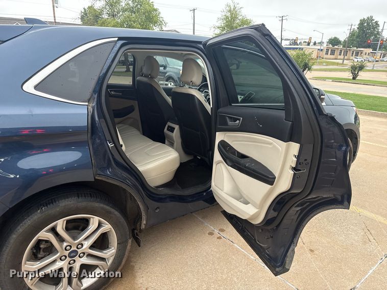 image for item ET6215 2017 Ford Edge SUV
