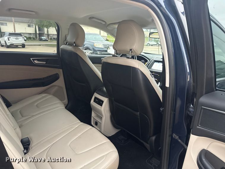 image for item ET6215 2017 Ford Edge SUV
