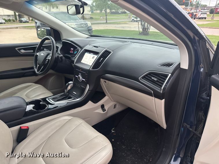 image for item ET6215 2017 Ford Edge SUV