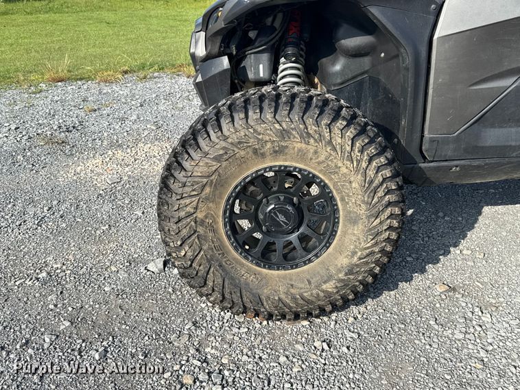 image for item ET6258 2023 Kawasaki Teryx KRX1000 ES Special Edition utility vehicle