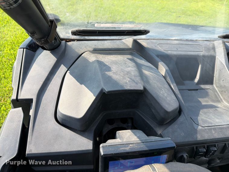 image for item ET6259 2024 CF Moto ZFORCE 950 utility vehicle