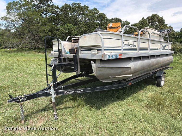 2004 Beachcomber pontoon boat