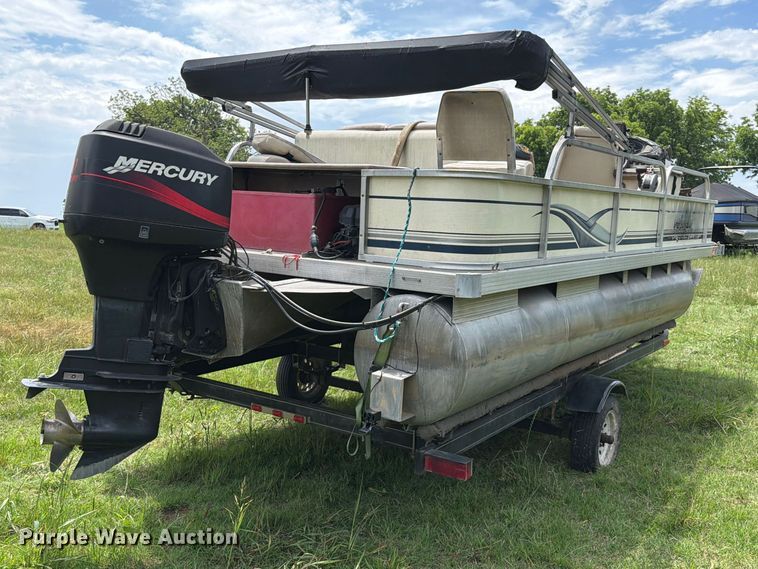 image for item ET6260 2004 Beachcomber pontoon boat