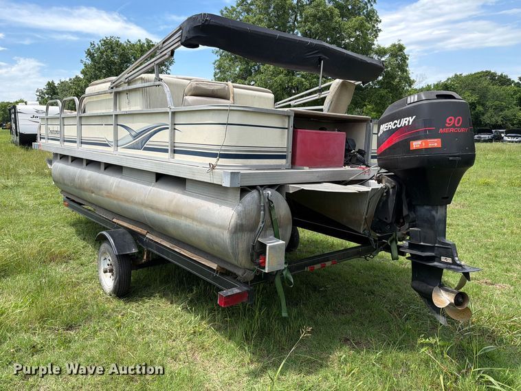 image for item ET6260 2004 Beachcomber pontoon boat