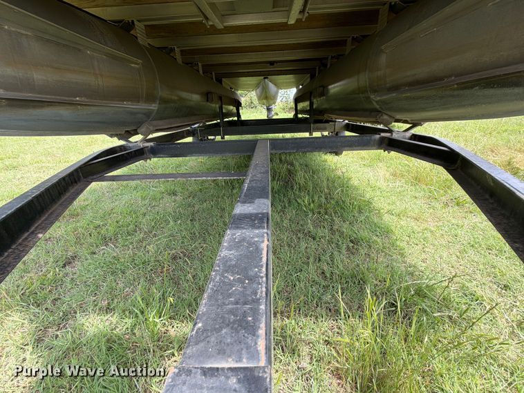 image for item ET6260 2004 Beachcomber pontoon boat