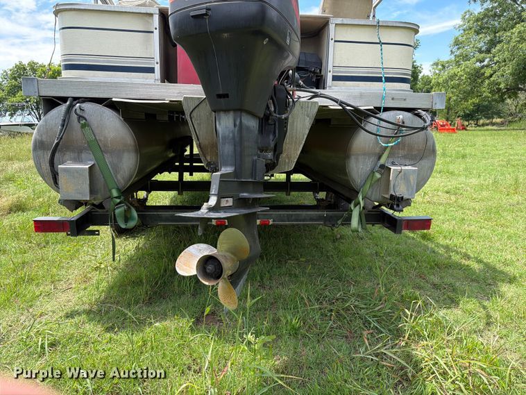 image for item ET6260 2004 Beachcomber pontoon boat