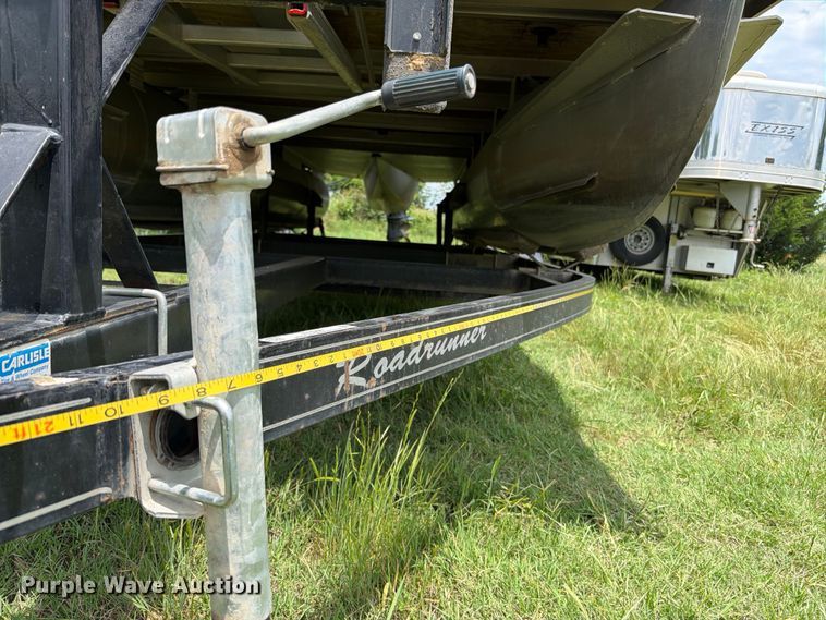 image for item ET6260 2004 Beachcomber pontoon boat