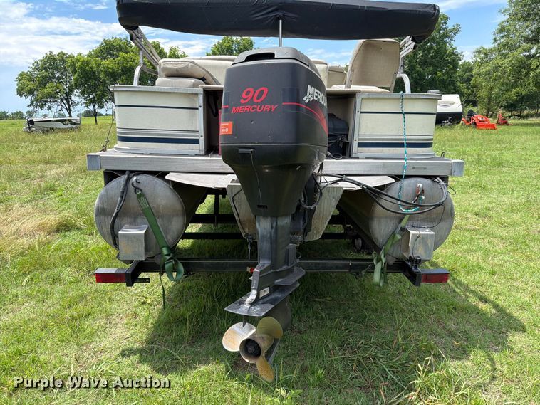 image for item ET6260 2004 Beachcomber pontoon boat