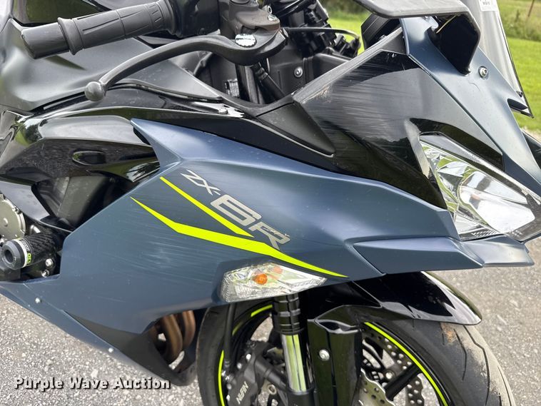 image for item ET6261 2022 Kawasaki ZX-6R motorcycle